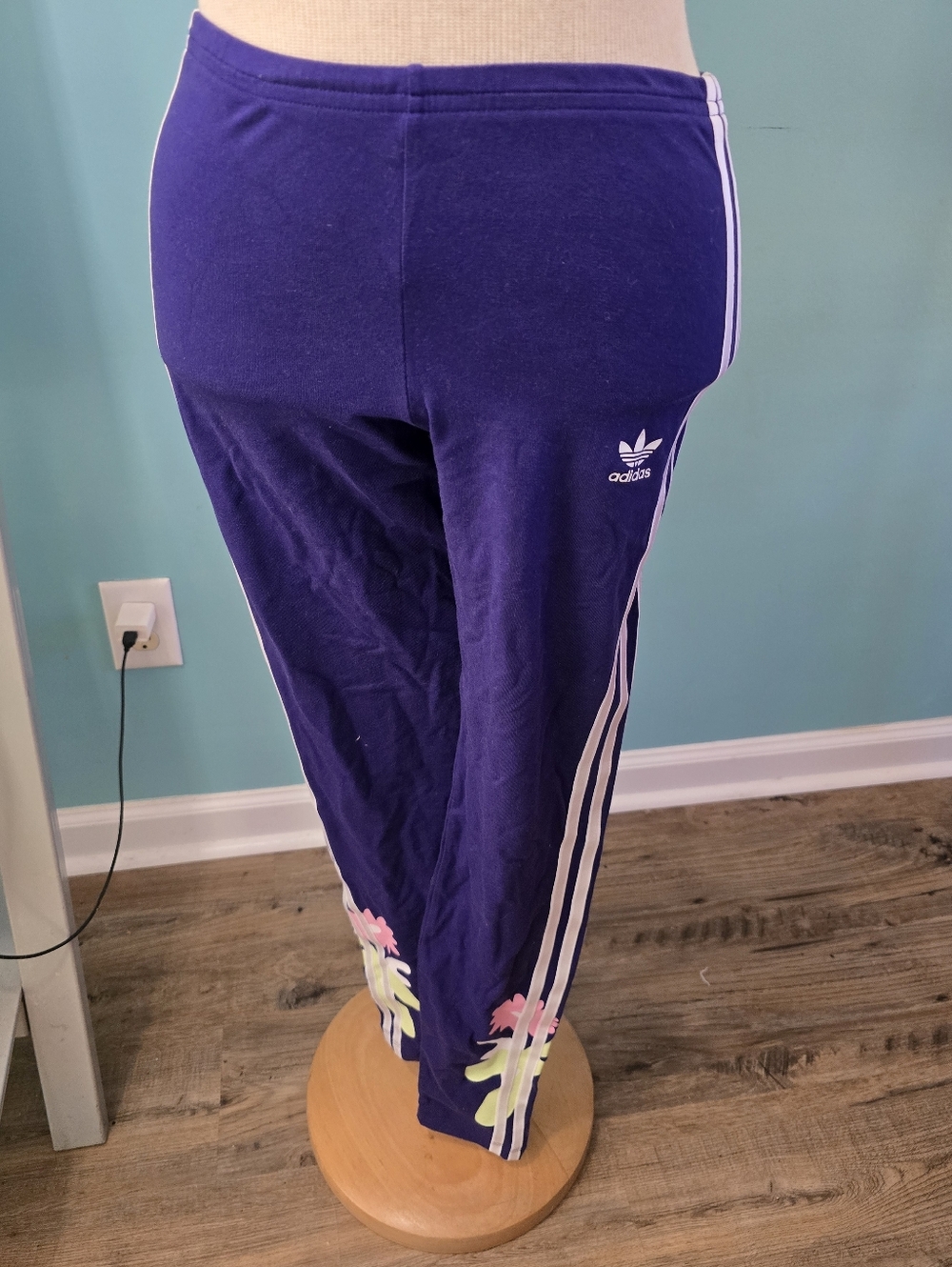 Adidas Originals Girls' 3-Striped Flieal Leggings - Picture 3 of 5